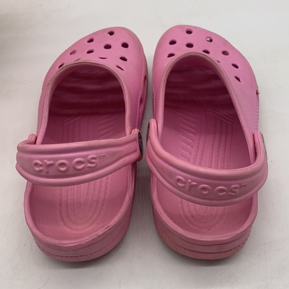 CROCS Girl's Pink Traditional Clogs. CR3856A - Picture 3 of 5
